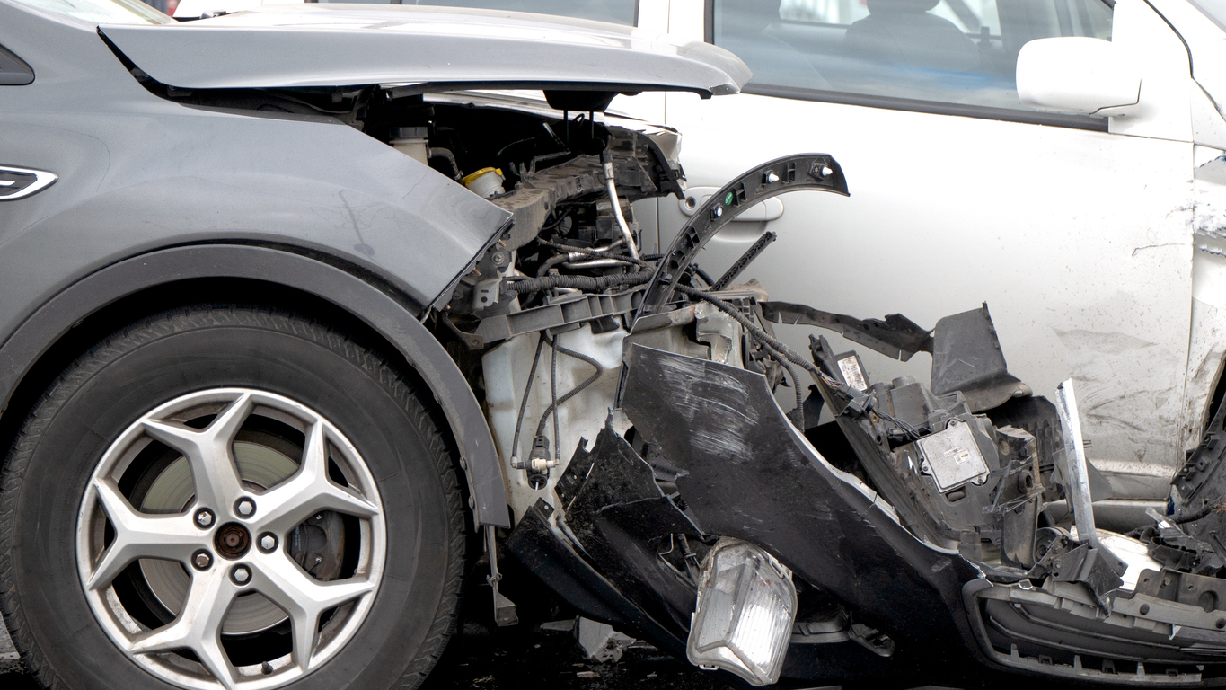 Two People Killed in Head-On Collision