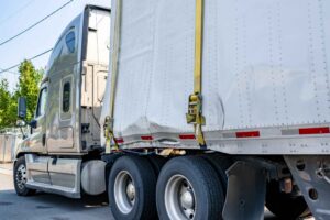tractor trailer
